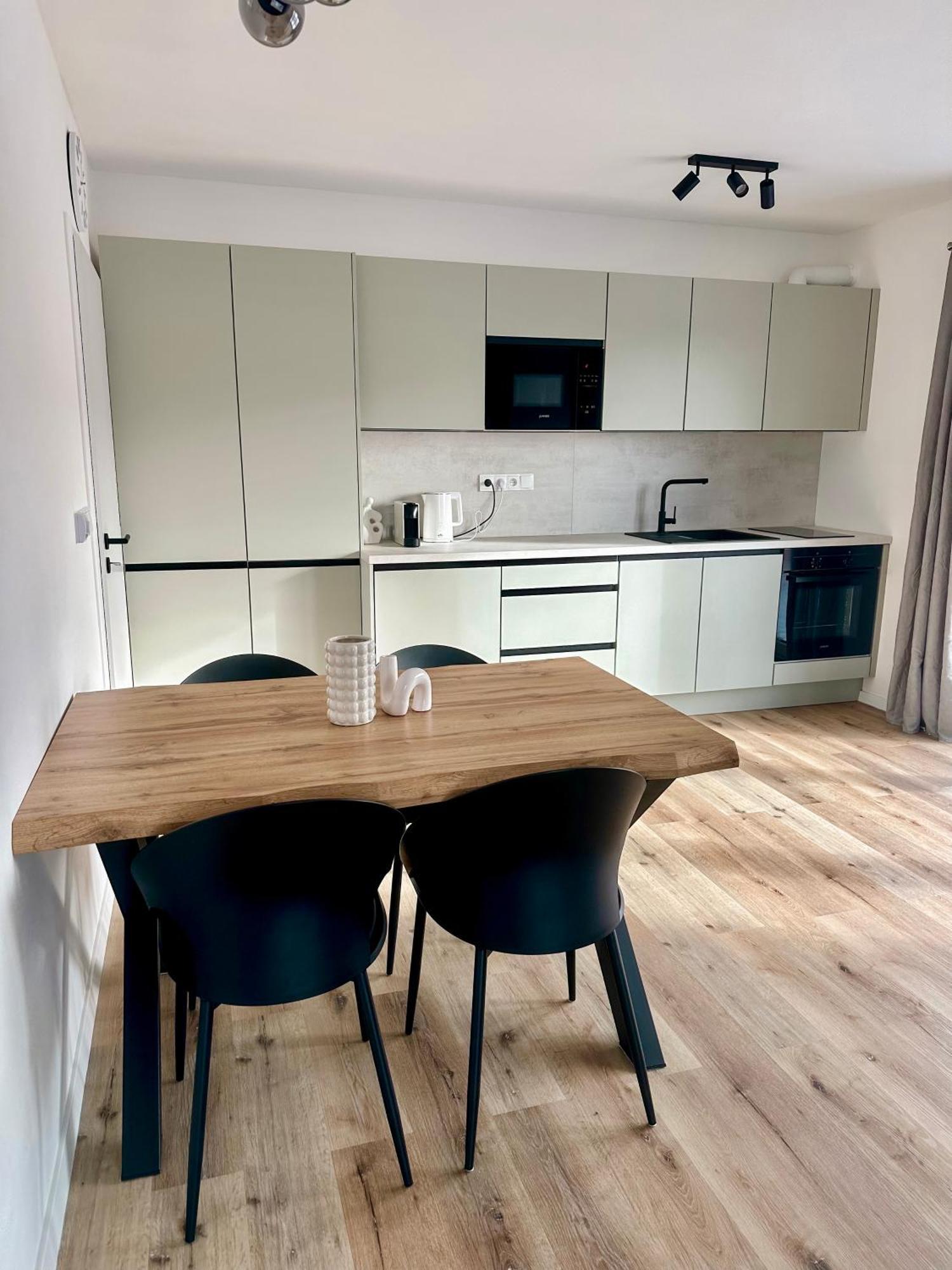 Apartman Bezinka Lipno nad Vltavou Exteriör bild